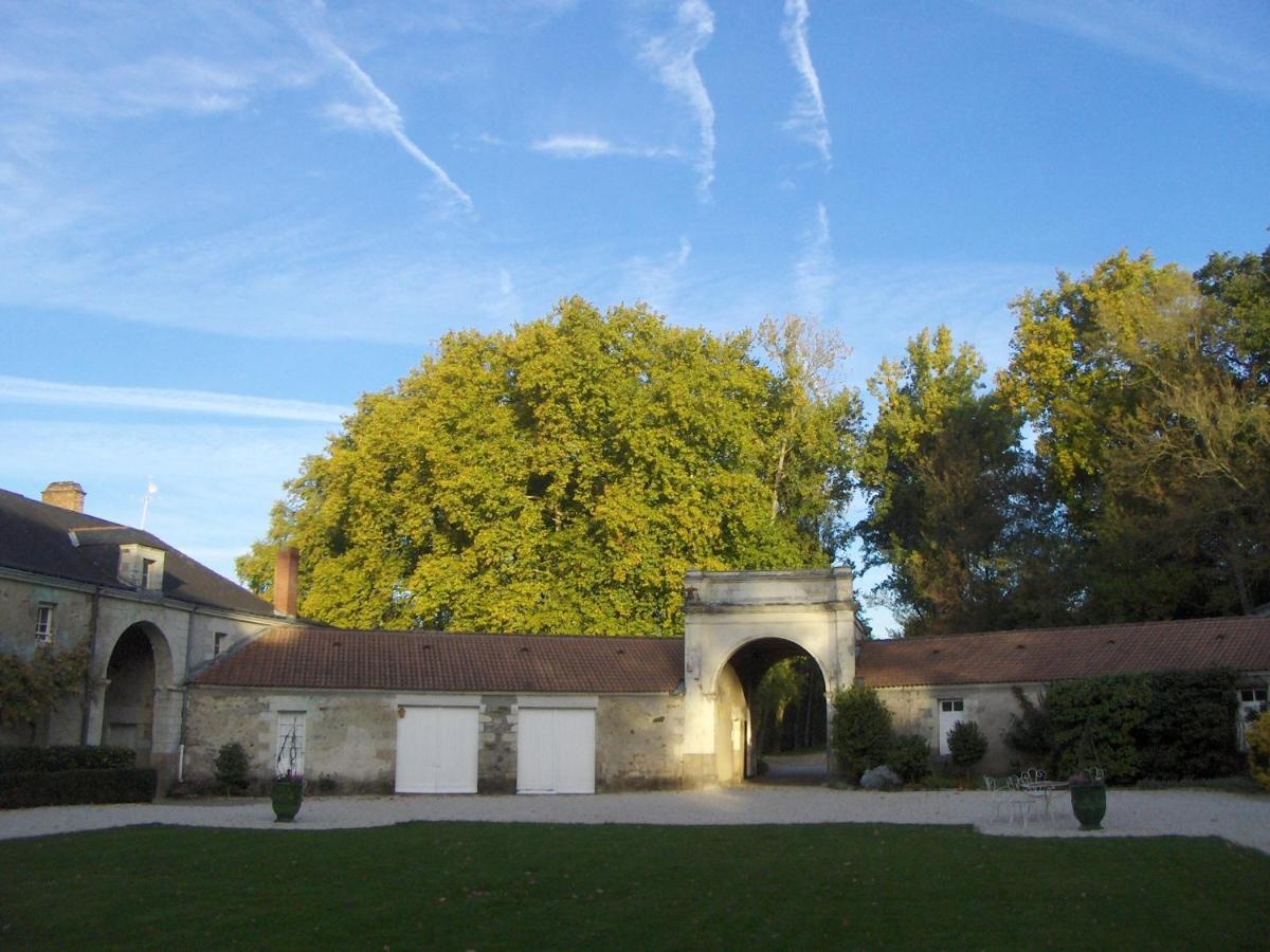 مبيت وإفطار Gorges  Chateau De L'Oiseliniere المظهر الخارجي الصورة
